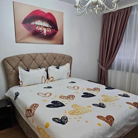 Chic Apartment- Place To Remember กาลาจิ ภายนอก รูปภาพ