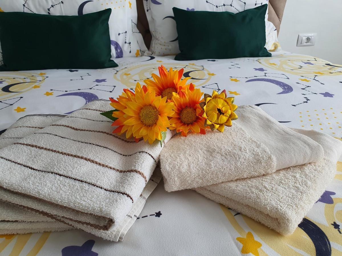 Chic Apartment- Place To Remember กาลาจิ ภายนอก รูปภาพ