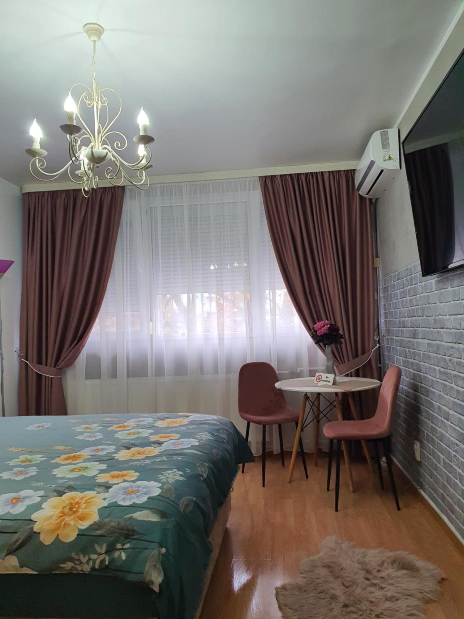 Chic Apartment- Place To Remember กาลาจิ ภายนอก รูปภาพ