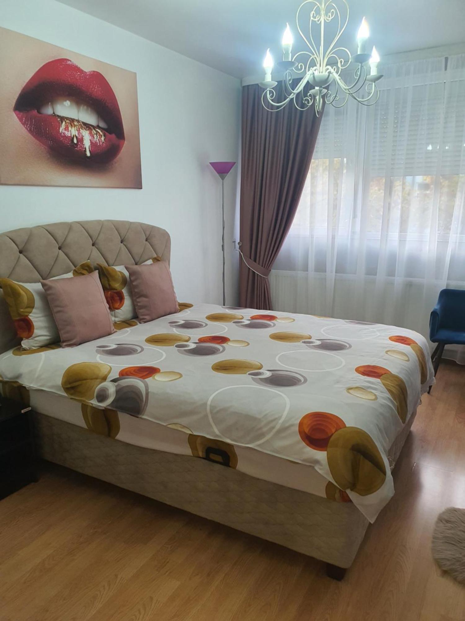 Chic Apartment- Place To Remember กาลาจิ ภายนอก รูปภาพ