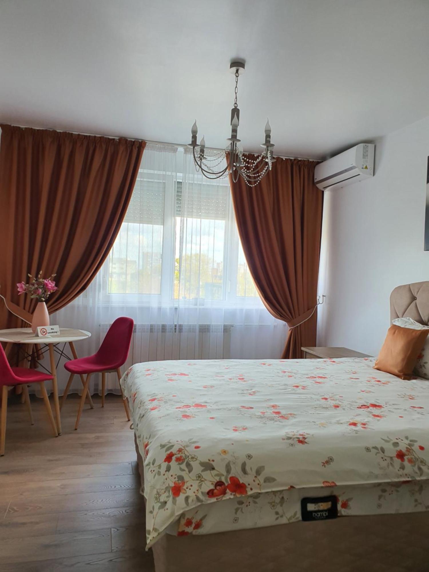Chic Apartment- Place To Remember กาลาจิ ภายนอก รูปภาพ