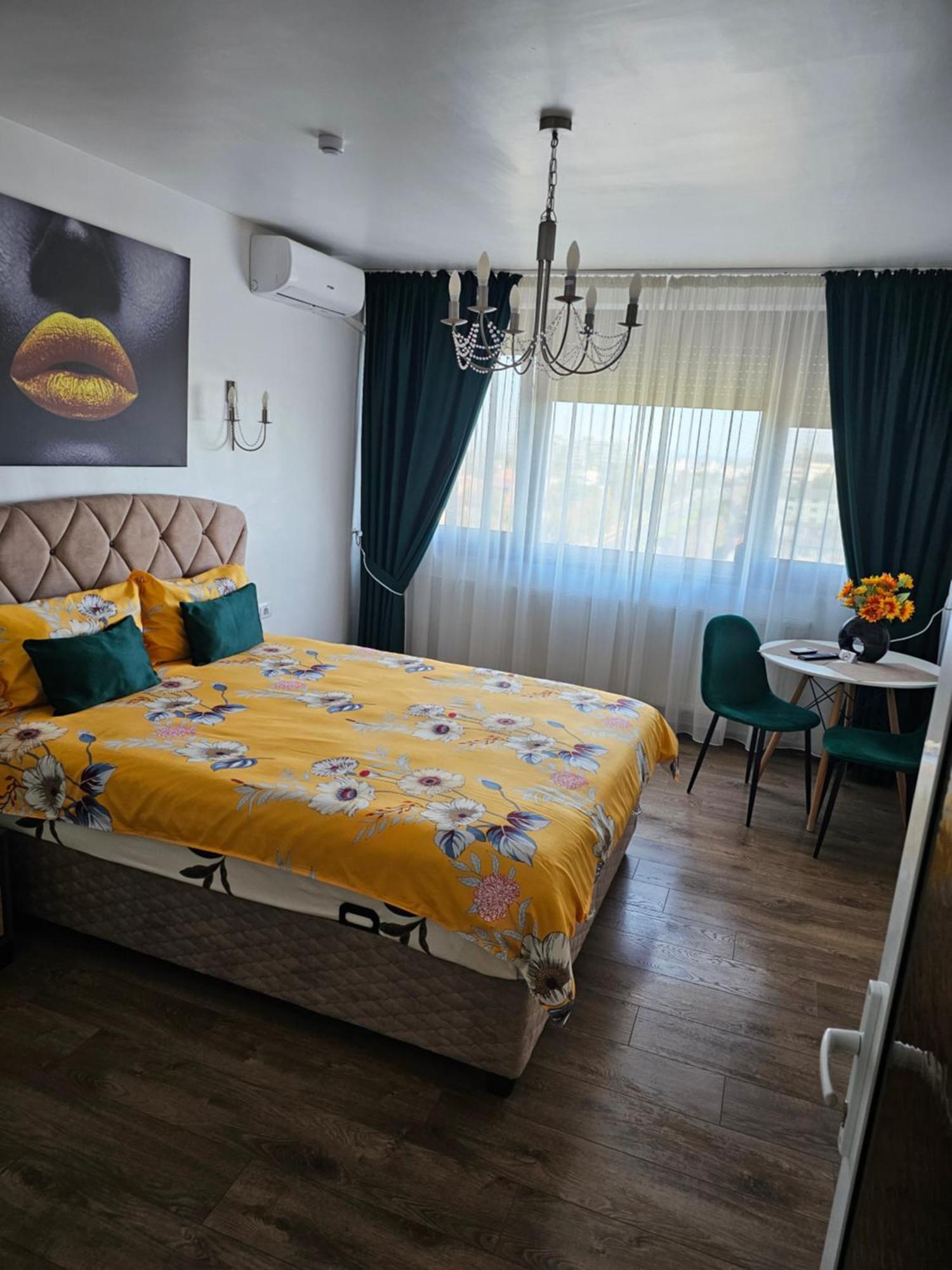 Chic Apartment- Place To Remember กาลาจิ ภายนอก รูปภาพ