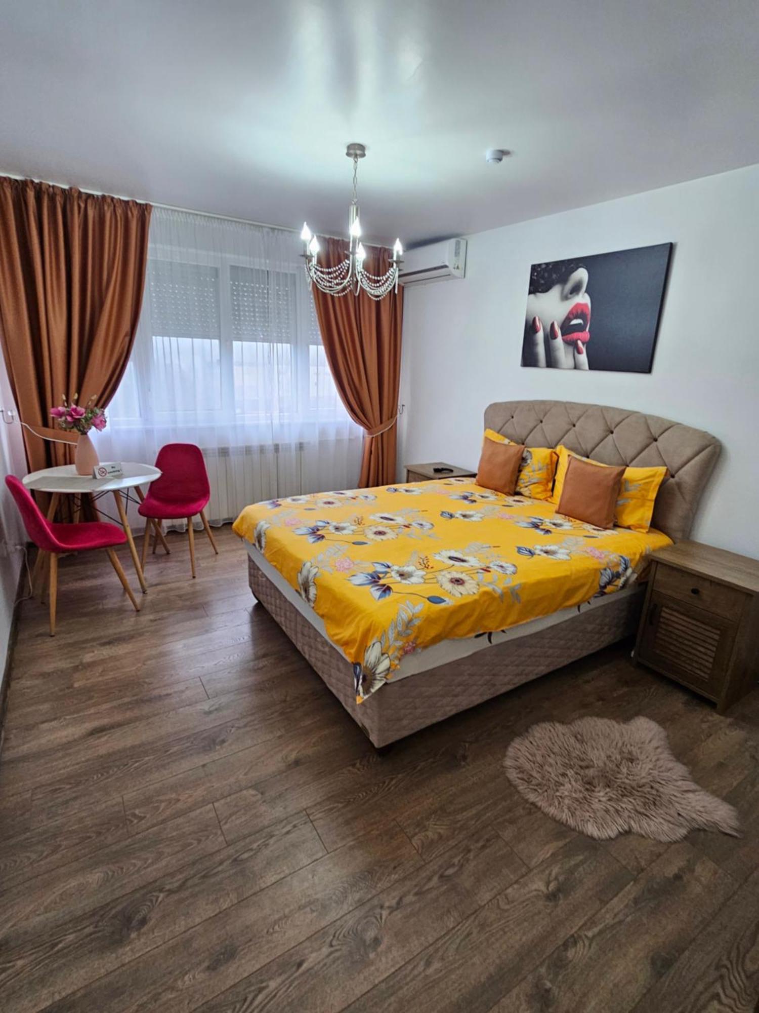 Chic Apartment- Place To Remember กาลาจิ ภายนอก รูปภาพ